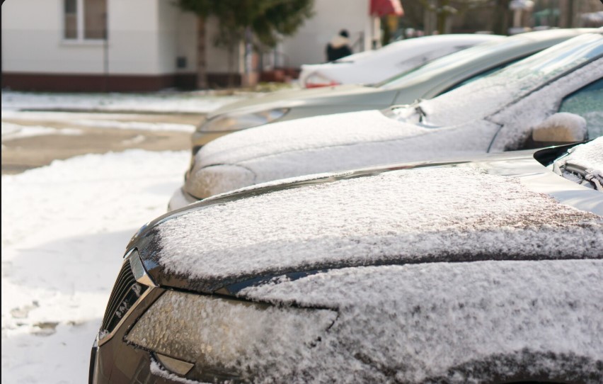 ЛДПР предлагает отменить плату за парковку в неблагоприятных погодных условиях