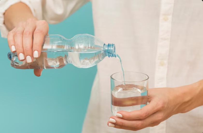 Учёные объяснили, как обезвоживание влияет на работу нейронов