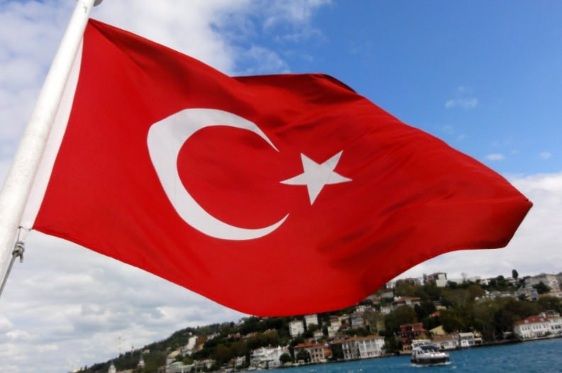 Центробанк Турции поднимает ставку до 40%